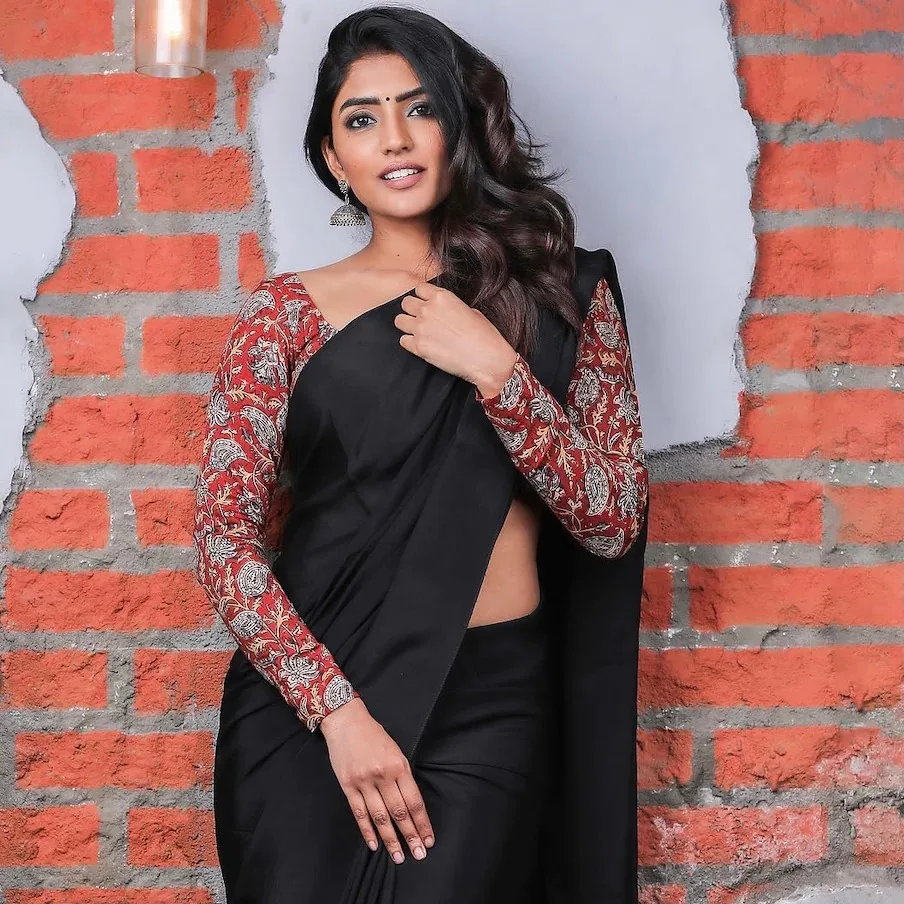 Eesha Rebba Black Dress Images