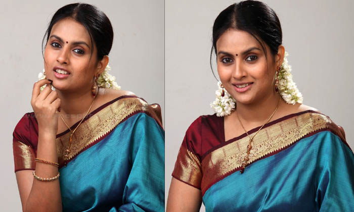 Actress Kalyani