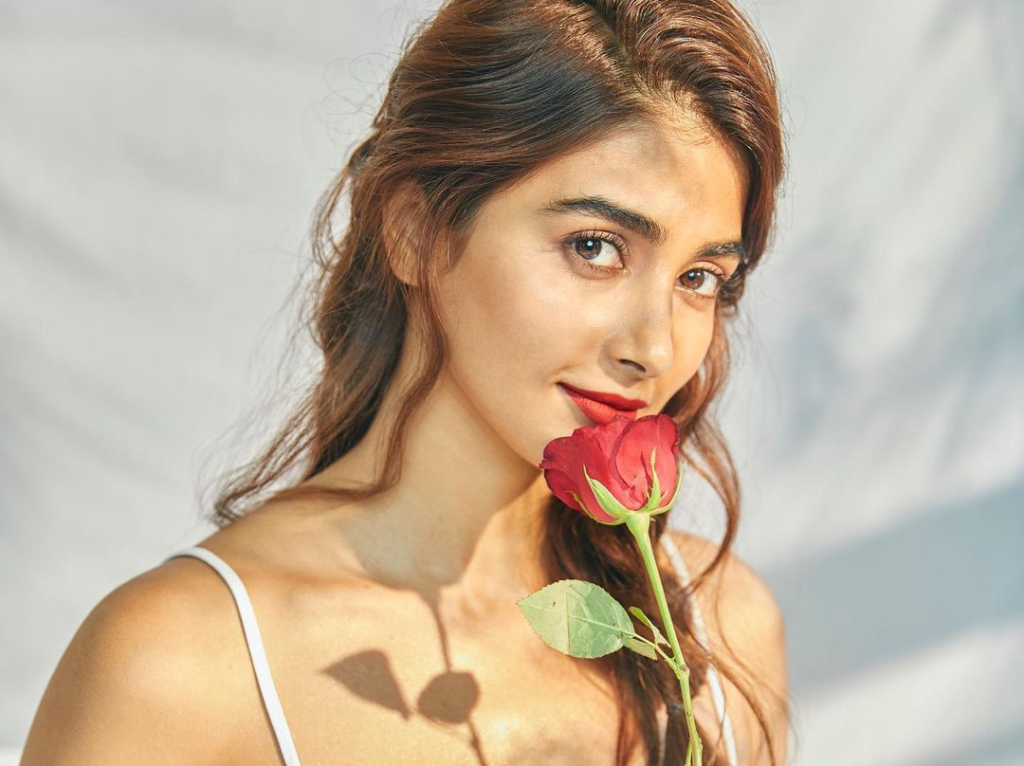 Pooja Hegde Photos